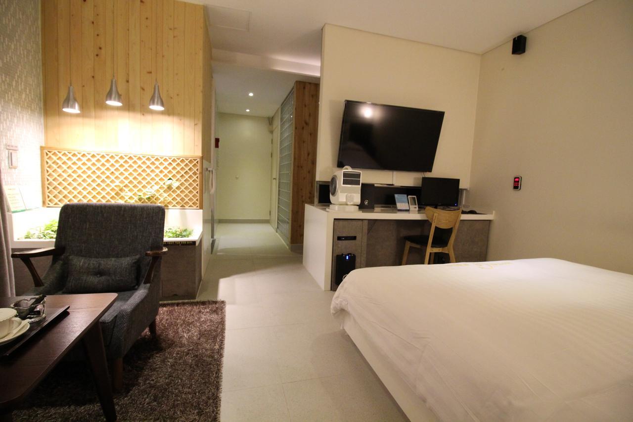 אינצ'ון Polo Tourist Hotel מראה חיצוני תמונה